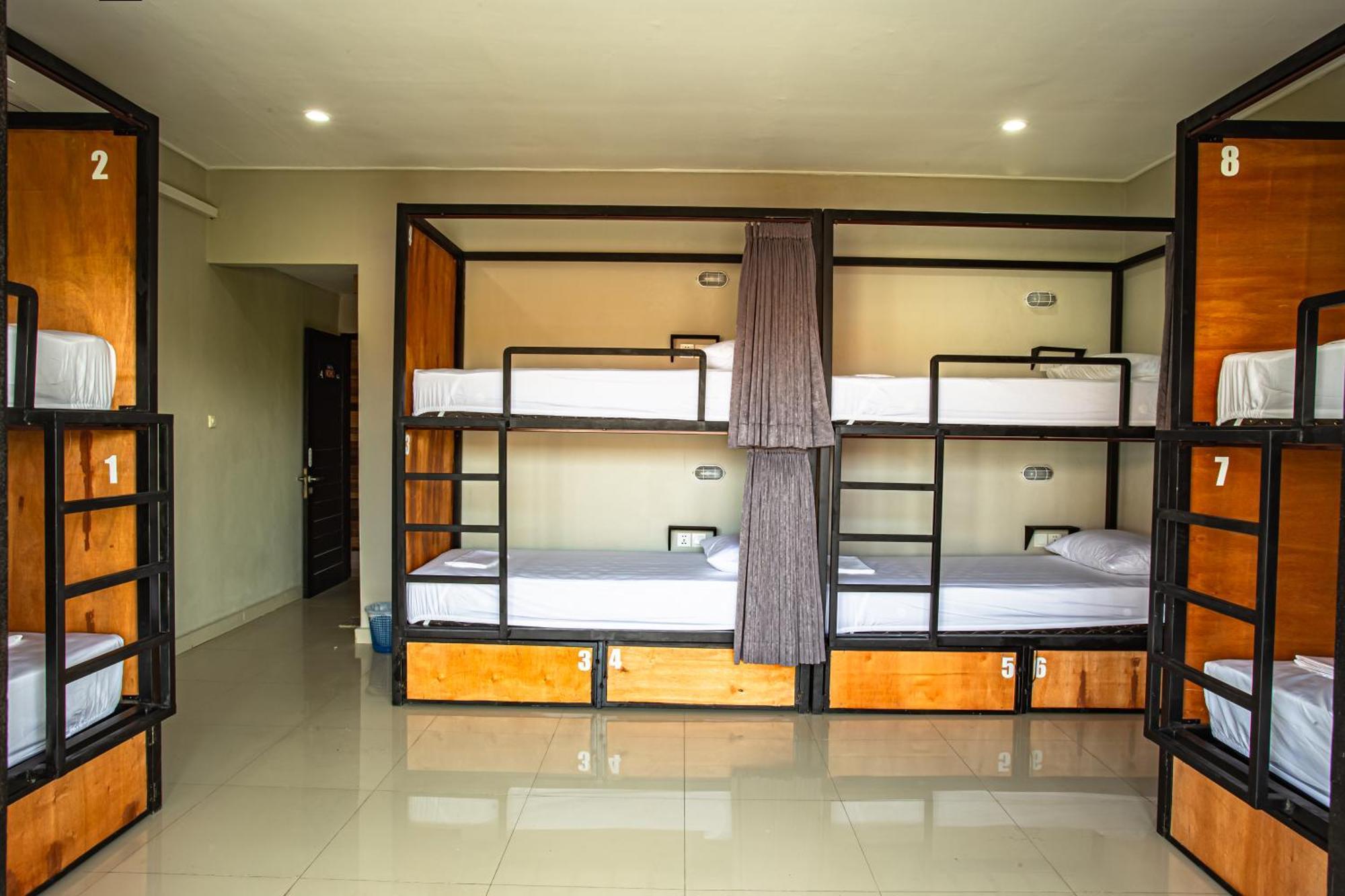 What The Duck Backpackers Canggu Esterno foto